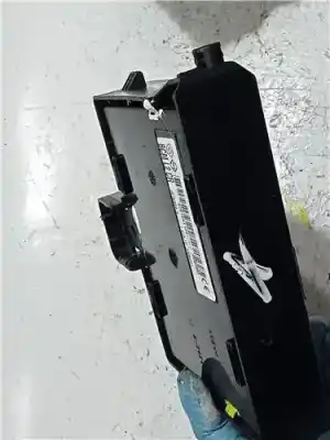 Peça sobressalente para automóvel em segunda mão módulo eletrônico por renault clio iii 1.1 referências oem iam bcml2cr 8201054128  