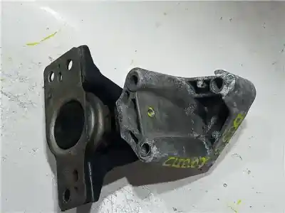 Second-hand car spare part ENGINE SUPPORT for RENAULT CLIO III  OEM IAM references 8200559729  