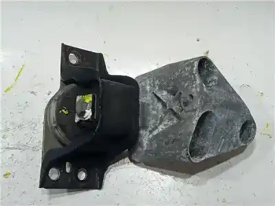 Second-hand car spare part engine support for renault clio iii 1.1 oem iam references 8200559729  