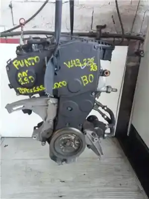 Peça sobressalente para automóvel em segunda mão MOTOR COMPLETO por FIAT II PUNTO (188) BERLINA  Referências OEM IAM 188 A3.000 188A3000  