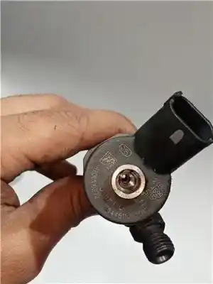 Автозапчастина б/у инжектор для renault megane ii (bm0/1_, cm0/1_) 1.9 dci (bm0g cm0g) посилання на oem iam 8200100272 f9q 800  