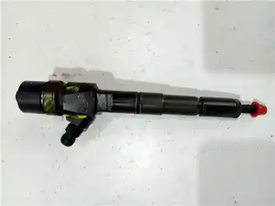Pezzo di ricambio per auto di seconda mano Iniettore per OPEL ASTRA H SEDÁN (A04) 1.6 (L69) Riferimenti OEM IAM 0445110159  
