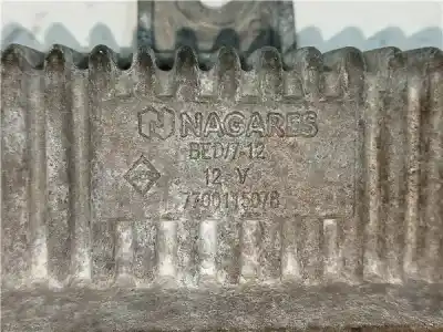 Peça sobressalente para automóvel em segunda mão caixa de pré-aquecimento por renault clio iii 1.1 referências oem iam 7700115078  