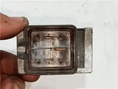 Peça sobressalente para automóvel em segunda mão caixa de pré-aquecimento por renault clio iii 1.1 referências oem iam 7700115078  