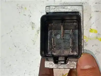 Peça sobressalente para automóvel em segunda mão caixa de pré-aquecimento por renault clio iii 1.1 referências oem iam 7700115076  