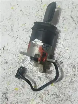 Second-hand car spare part TAILGATE LOCK for AUDI 80 (08.1991->) AVANT  OEM IAM references 4A5862055  