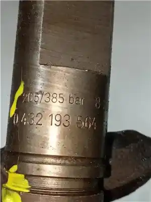 Tweedehands auto-onderdeel injector voor renault scénic i monospace (ja0/1_, fa0_) 1.9 dti (ja1u) oem iam-referenties 0432193564 8200047509  