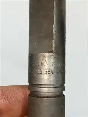 Автозапчасти б/у инжектор за renault scénic i monospace (ja0/1_, fa0_) 1.9 dti (ja1u) ссылки oem iam 0432193564 8200047509  
