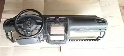 Pièce détachée automobile d'occasion TABLEAU DE BORD pour VOLKSWAGEN GOLF VI (5K1)  Références OEM IAM 5K1857181B 5K0880204A  