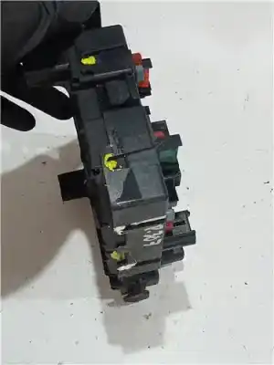 Pièce détachée automobile d'occasion boîtes à fusibles pour peugeot 307 break / sw (s1) 1.6 16v cat références oem iam 9650664080 bsmb3  