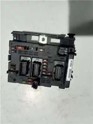 Pièce détachée automobile d'occasion BOÎTES À FUSIBLES pour PEUGEOT 307 BERLINA (S2)  Références OEM IAM 9650664080  