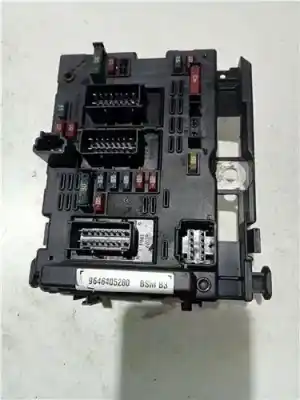 Pièce détachée automobile d'occasion BOÎTES À FUSIBLES pour CITROEN XSARA BERLINA  Références OEM IAM 9646405280  