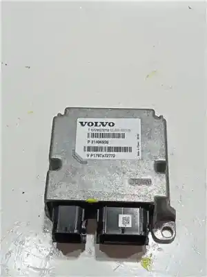 Peça sobressalente para automóvel em segunda mão Centralina De Airbag por VOLVO V40 (2012->) 2.0 Inscription [2.0 Ltr. - 140 kW Diesel CAT] Referências OEM IAM P31406938  