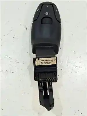 Pièce détachée automobile d'occasion COMMUTATEUR MULTIFONCTIONS pour PEUGEOT 307 BERLINA (S2)  Références OEM IAM 96413388ZL  