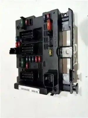 Tweedehands auto-onderdeel RELAIS/ZEKERINGENKASTJE voor PEUGEOT 307 (S1)  OEM IAM-referenties 9650664080 BSMB3  