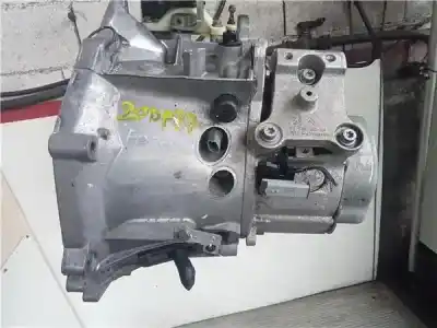 Pezzo di ricambio per auto di seconda mano riduttore per peugeot 208 1.2 16v vti riferimenti oem iam 20dp77  