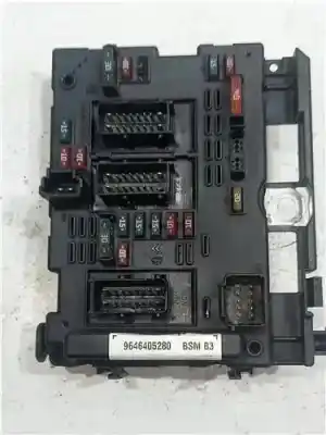 Pièce détachée automobile d'occasion BOÎTES À FUSIBLES pour CITROEN XSARA BERLINA  Références OEM IAM 9646405280  