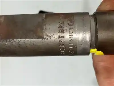 Peça sobressalente para automóvel em segunda mão injetor por seat leon (1p1) 2.0 tdi 16v referências oem iam 038130202e  