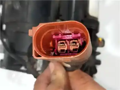 Pezzo di ricambio per auto di seconda mano pompa a sospensione per audi a8 (4e) 3.0 tdi quattro riferimenti oem iam 4e0616005e  