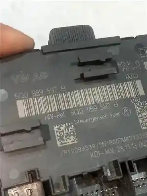 Автозапчасти б/у электронный модуль за audi a3 (8v1) (03.2012->) crb ссылки oem iam 5q0959592b  