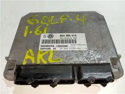 İkinci el araba yedek parçası ENJEKSIYON POMPA KONTROL ÜNITESI için VOLKSWAGEN GOLF IV VARIANT (1J5)  OEM IAM referansları 06A906019  