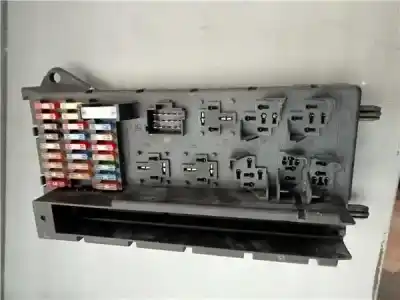 Pièce détachée automobile d'occasion BOÎTES À FUSIBLES pour MERCEDES-BENZ SPRINTER FURGÓN (901-904)  Références OEM IAM A9065450401L  