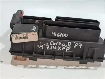 Pezzo di ricambio per auto di seconda mano scatola relè/fusibili per opel corsa d (s07) 1.4 (l08 l68) riferimenti oem iam 13217392ef  