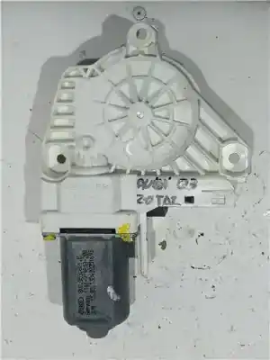 Pezzo di ricambio per auto di seconda mano Motore Alzacristalli Anteriore Sinistro per AUDI Q3 (8UB, 8UG) 2.0 TDI QUATTRO Riferimenti OEM IAM 8K0959801B 0536014002  