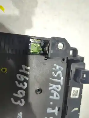Peça sobressalente para automóvel em segunda mão comandos de alavanca por opel astra j (p10) 2.0 cdti (68) referências oem iam 13337218  