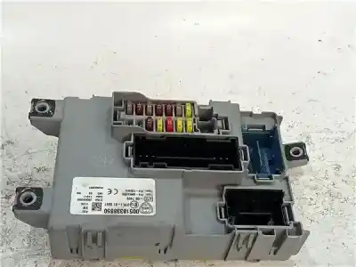 Pezzo di ricambio per auto di seconda mano scatola relè/fusibili per lancia ypsilon (402) 0.9 twin air riferimenti oem iam 00518338850  