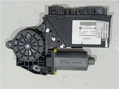 Pezzo di ricambio per auto di seconda mano Motore Alzacristalli Posteriore Sinistro per PORSCHE CAYENNE (TYP 9PA) 4.5 V8 CAT Riferimenti OEM IAM 7L0959795 05074360  