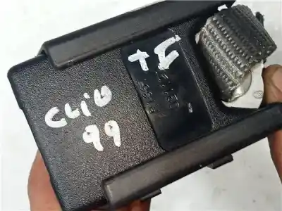 Peça sobressalente para automóvel em segunda mão chicote / encaixe cinto segurança por renault clio ii fase ii (b/cb0) authentique referências oem iam 02310228 grw0599  