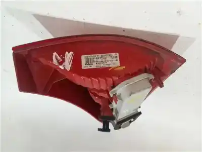 Автозапчастина б/у правий ліхтар для renault clio ii fase ii (b/cb0) authentique посилання на oem iam 8200071414  