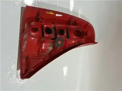 Second-hand car spare part right tailgate light for renault clio ii fase i (b/cb0) (1998->) 1.9 d (b/cb0e) oem iam references 7700410516   Second-hand car spare part right tailgate light for renault clio ii fase i (b/cb0) (1998->) 1.9 d (b/cb0e) oem iam references 7700410516