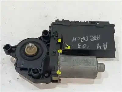 Pièce détachée automobile d'occasion MOTEUR LÈVE VITRE ARRIÈRE DROITE pour AUDI A4 BERLINA (8E)  Références OEM IAM 105849101 5WK47011ABF  
