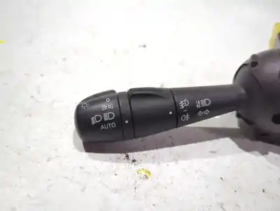 Pezzo di ricambio per auto di seconda mano controllo della luce per renault captur i (j5_, h5_) 1.5 dci 110 riferimenti oem iam e10670323  
