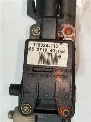 Pezzo di ricambio per auto di seconda mano motore alzacristalli anteriore destro per audi a3 (8l) 1.9 tdi riferimenti oem iam 119024113 05071940  