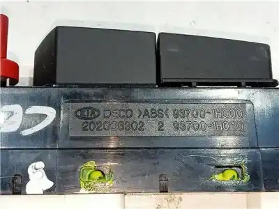 Pezzo di ricambio per auto di seconda mano interruttore per kia ceed (ed) 2.0 emotion [2.0 ltr. - 103 kw crdi] riferimenti oem iam 937001h000  