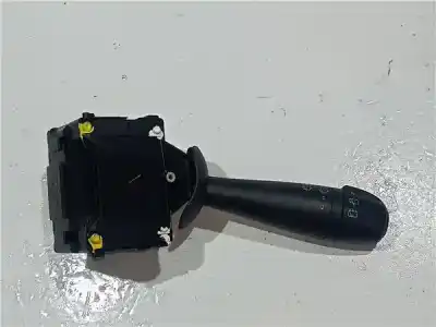 Recambio de automóvil de segunda mano de MANDO LIMPIAPARABRISAS para DACIA DUSTER (HS_)  referencias OEM IAM E1109568  
