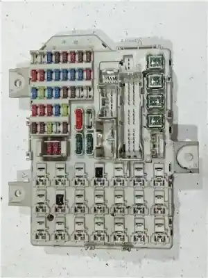 Second-hand car spare part fuse box unit for smart forfour (454) 1.3 (454.031) oem iam references a4545400024  