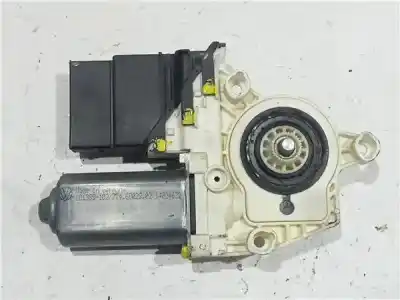 Автозапчасти б/у мотор заднего левого стекла за SEAT LEON (1M1) 1.9 TDI ссылки OEM IAM 1C0959811A 101389102  