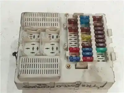 Second-hand car spare part fuse box unit for ford transit connect (tc7) 1.8 tdci cat oem iam references 518774302 518774500  