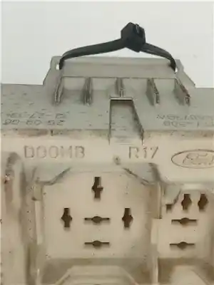 Second-hand car spare part fuse box unit for ford transit connect (tc7) 1.8 tdci cat oem iam references 518774302 518774500  