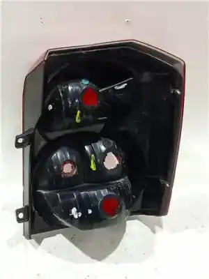Peça sobressalente para automóvel em segunda mão farolim traseiro esquerdo por dodge caliber (pm) (2006->) 1.8 s [1.8 ltr. - 110 kw 16v cat] referências oem iam 05303753 dom320077b  