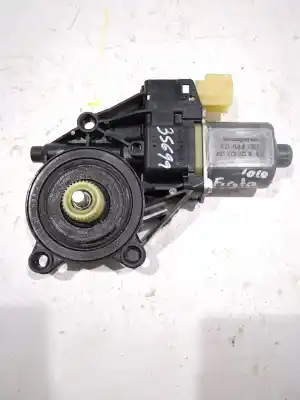 Tweedehands auto-onderdeel Raammotor Rechts Voor voor FORD FIESTA VI (CB1, CCN) 1.4 TDCi OEM IAM-referenties 8A6114553A  
