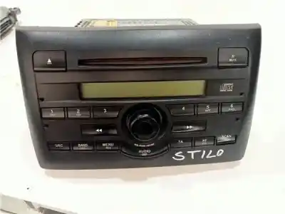 Автозапчасти б/у аудиосистема / радио Cd за FIAT STILO (192_) 1.9 JTD (192_XE1A) ссылки OEM IAM 735296997 2FCF18C864  