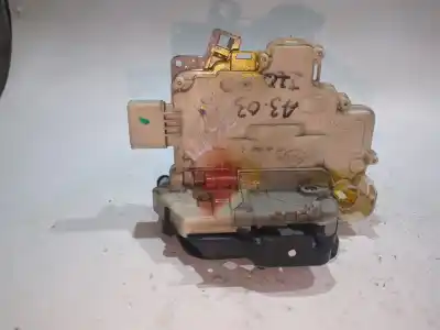 Second-hand car spare part left front door lock for audi a3 (8p1) 3.2 v6 quattro oem iam references pbtgf30  