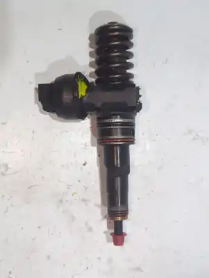 Recambio de automóvil de segunda mano de INYECTOR para SEAT IBIZA (6L1)  referencias OEM IAM 038130073AL  