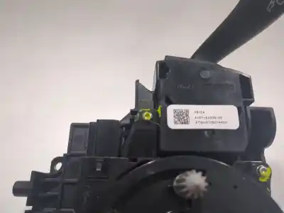 Peça sobressalente para automóvel em segunda mão comandos de alavanca por ford focus iii 1.5 d 120cv referências oem iam f1et13n064ad  