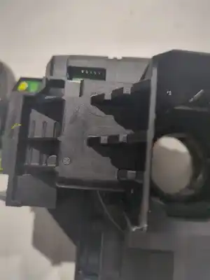 Peça sobressalente para automóvel em segunda mão comandos de alavanca por ford focus iii 1.5 d 120cv referências oem iam f1et13n064ad  